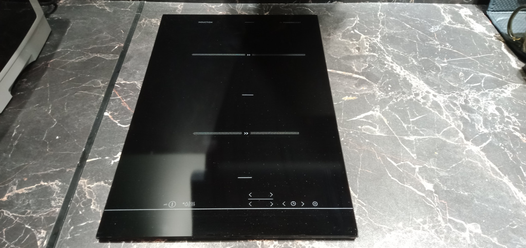 Gorenje,независимая индукционная варочная панель,2-х конфорочная,размер 300х520 мм,блок управления приклеивается отдельно,после замены..jpg Gorenje,независимая индукционная варочная панель,2-х конфорочная,размер 300х520 мм,блок управления приклеивается отдельно,после замены..jpg