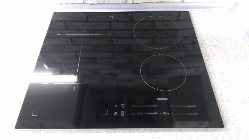 Electrolux черного цвета индукция после замены стекла.jpg Electrolux черного цвета индукция после замены стекла.jpg
