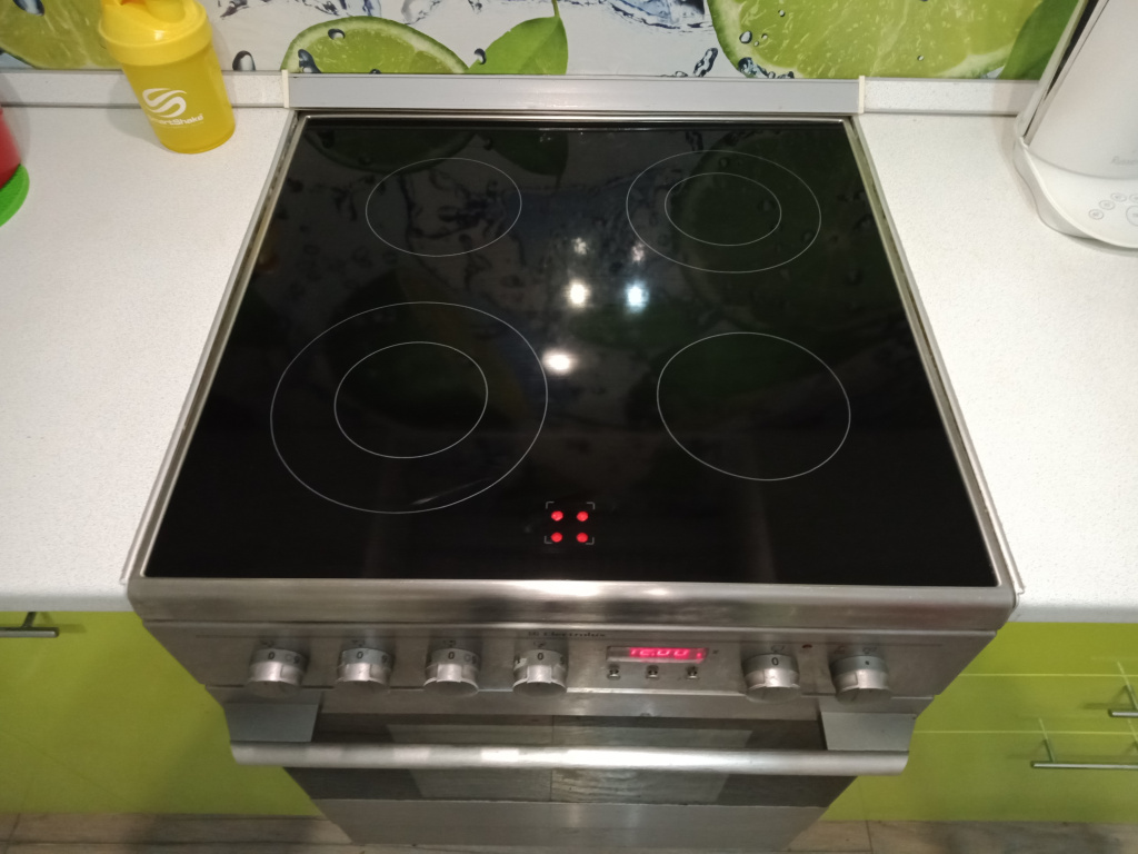 Плита Electrolux после замены.jpg Плита Electrolux после замены.jpg