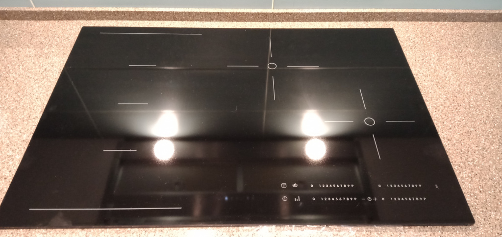Индукционная варочная панель IKEA HOGKLASSIG 780х520,наше стекло(2021).jpg Индукционная варочная панель IKEA HOGKLASSIG 780х520,наше стекло(2021).jpg
